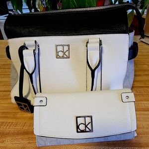 Calvin Klein Black and White Shoulder Bag Set